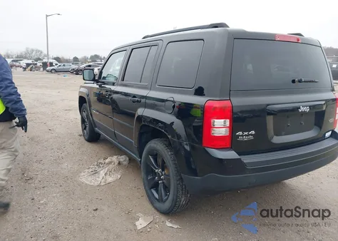 2012 Jeep Patriot Sport/North z USA, uszkodzony, nr VIN 1C4NJRAB9CD658260